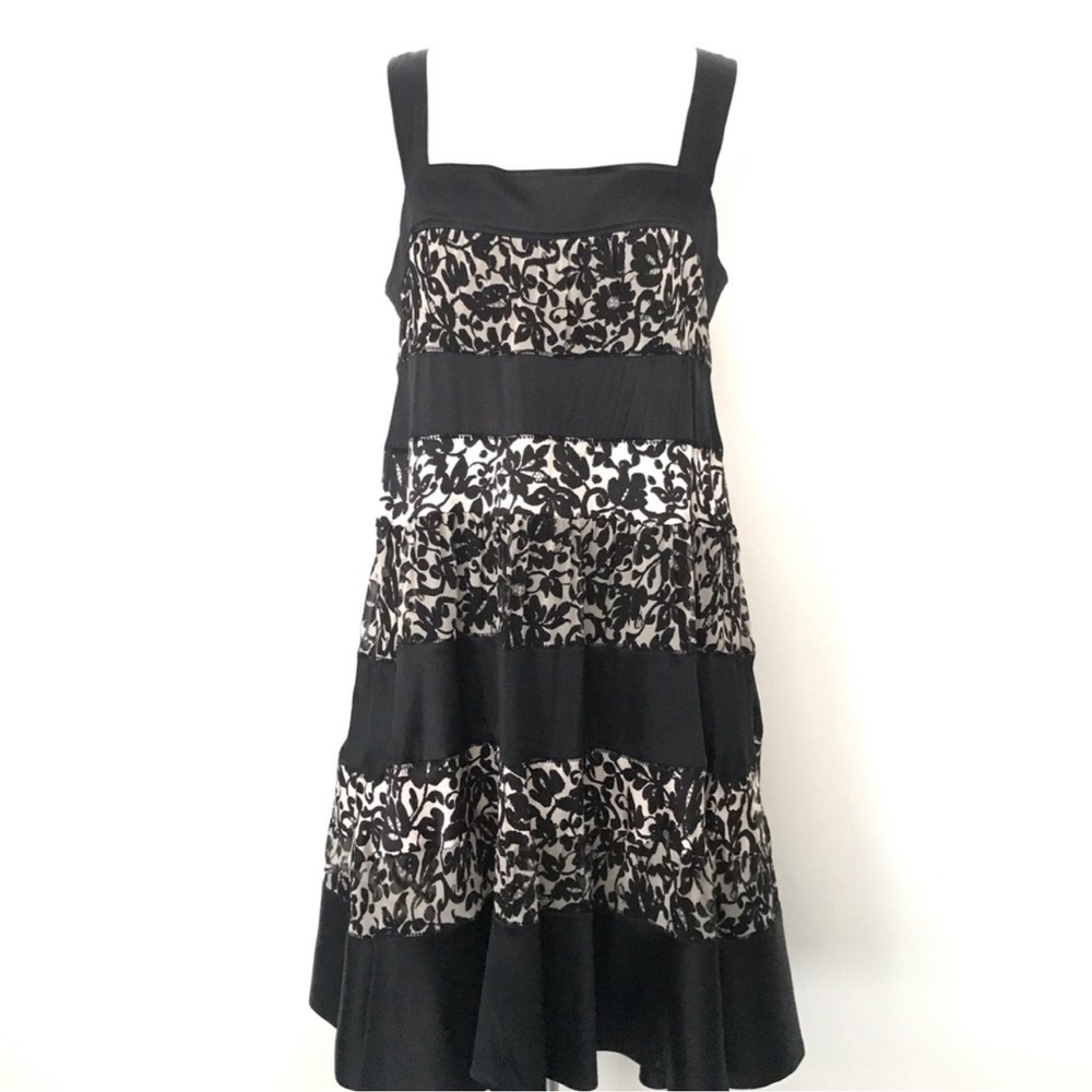 Diane Von Furstenberg Silk Print Tier Dress Sz 10 Black
